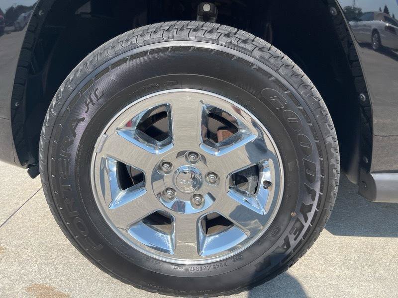 Used 2007 Jeep Commander Limited w/ Trailer Tow Group IV AWD/4WD image 16