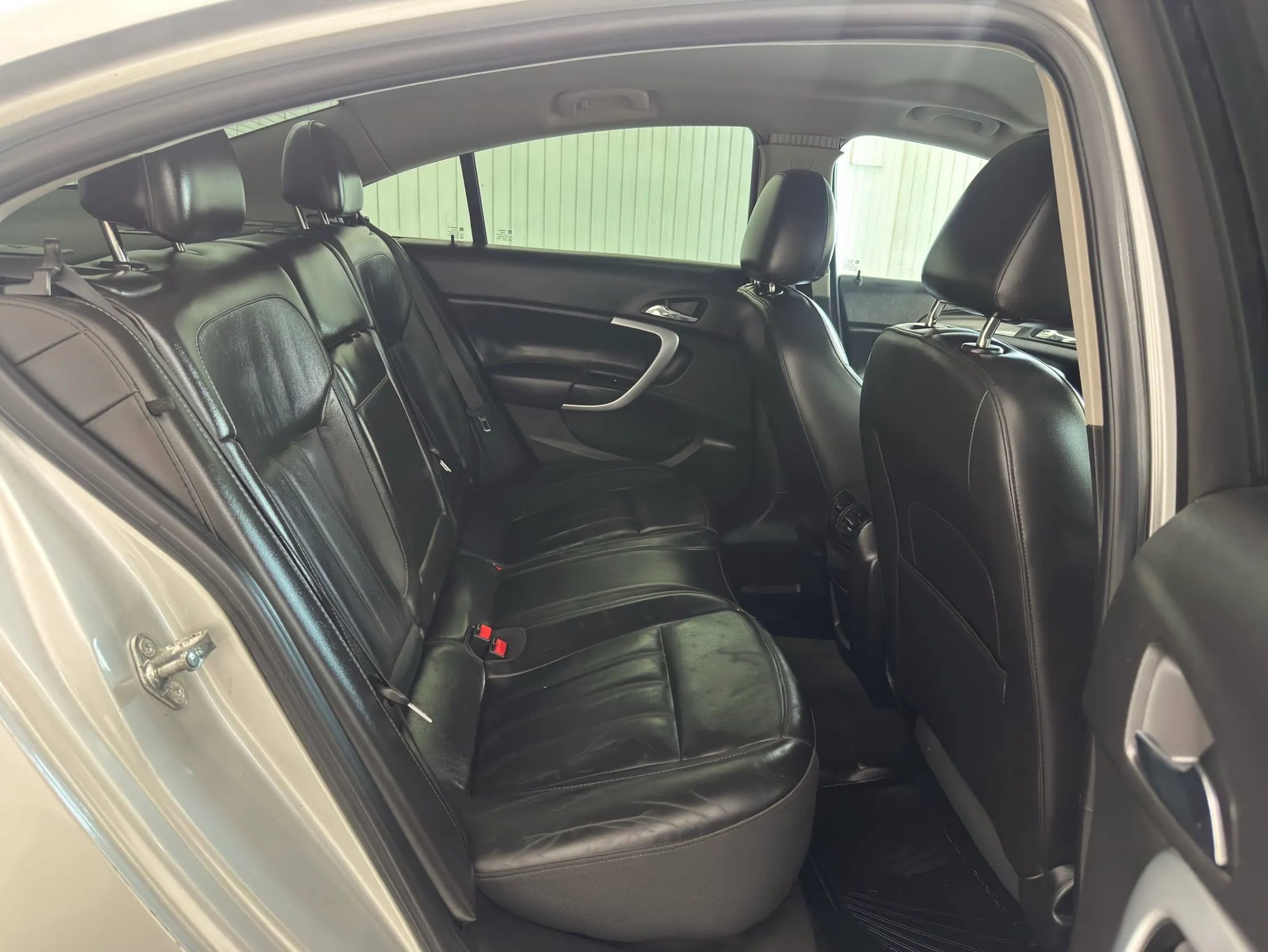 Used 2016 Buick Regal Premium AWD/4WD image 11