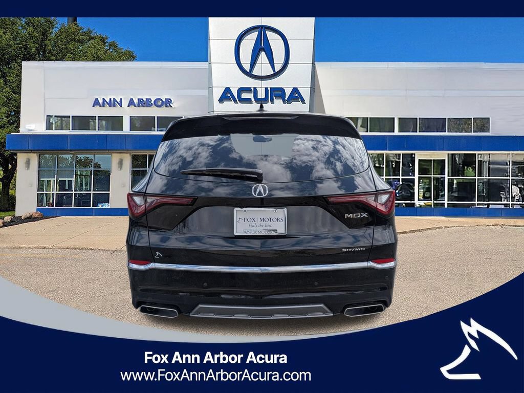 Used 2026 Acura MDX w/ Technology Package AWD/4WD image 4