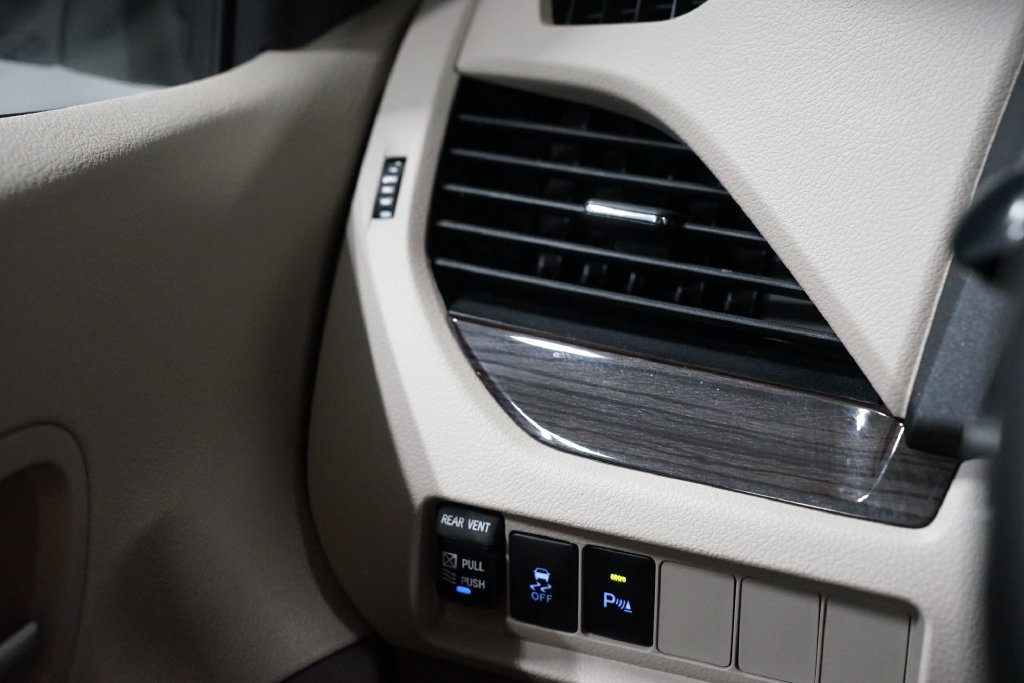 Certified 2020 Toyota Sienna XLE Premium FWD image 22