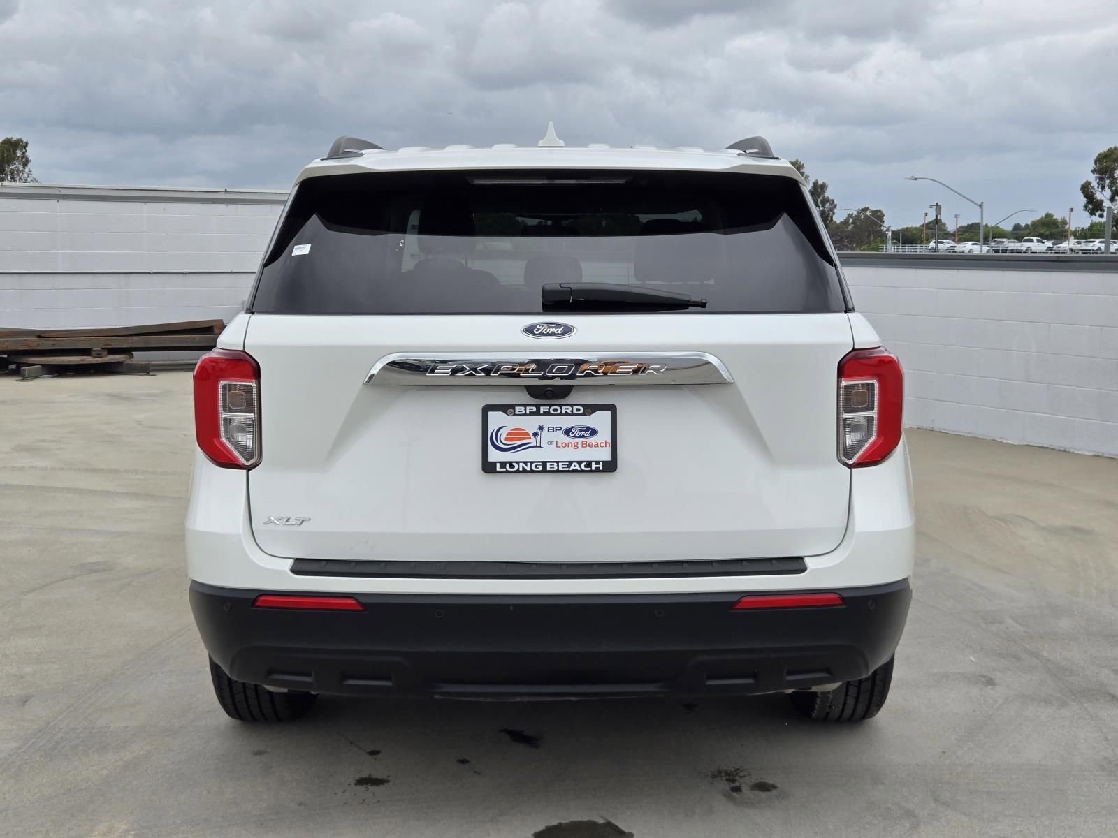 Used 2023 Ford Explorer XLT RWD image 5