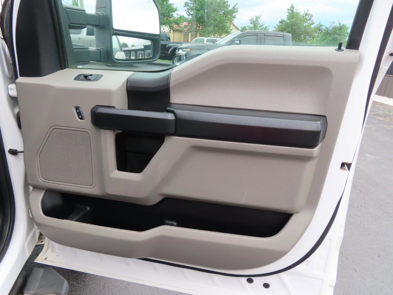 Used 2021 Ford F450 XL w/ STX Appearance Package AWD/4WD image 34