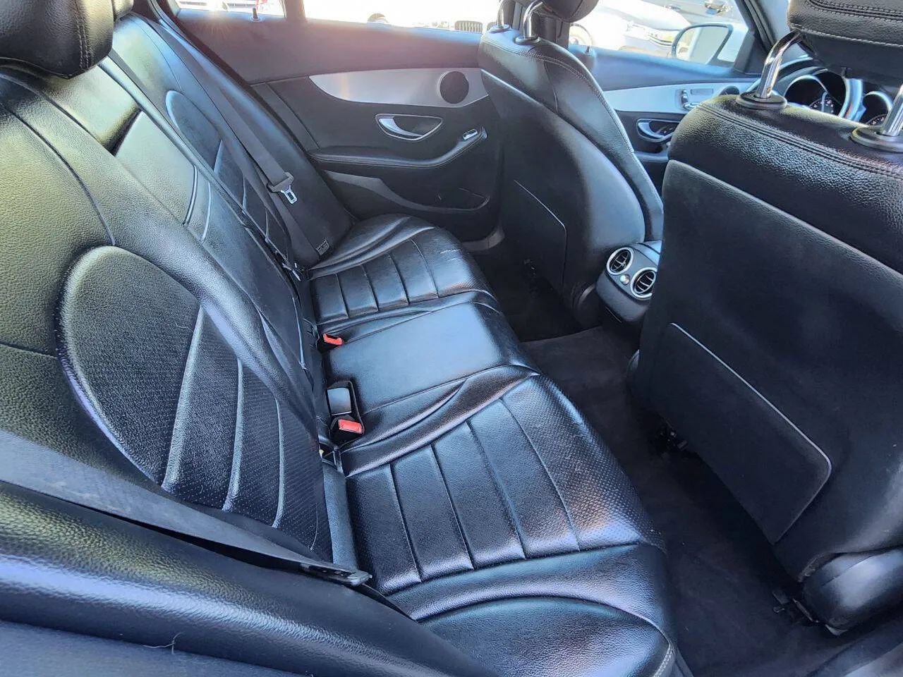 Used 2019 Mercedes-Benz C 300 4MATIC Sedan image 14