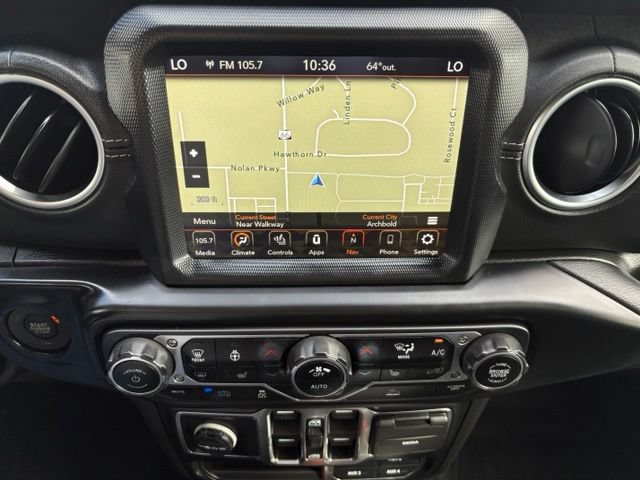 Used 2023 Jeep Wrangler Unlimited Sahara w/ Cold Weather Group AWD/4WD image 31