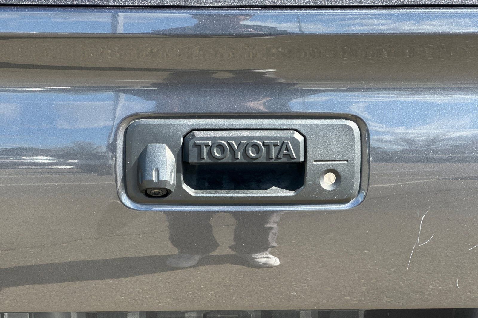 Certified 2022 Toyota Tacoma SR5 image 48