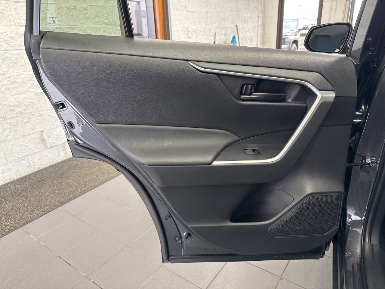Certified 2025 Toyota RAV4 LE AWD/4WD image 40
