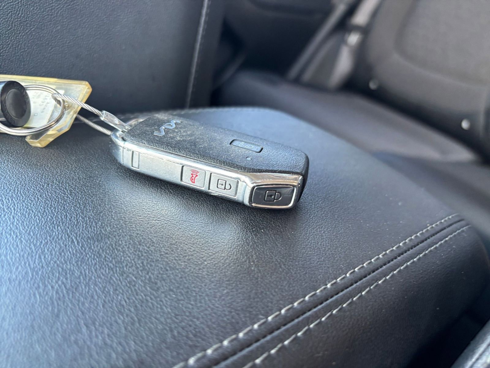 Used 2025 Kia Seltos S image 22