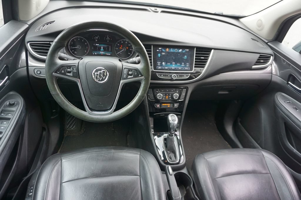 Used 2017 Buick Encore Essence FWD image 5
