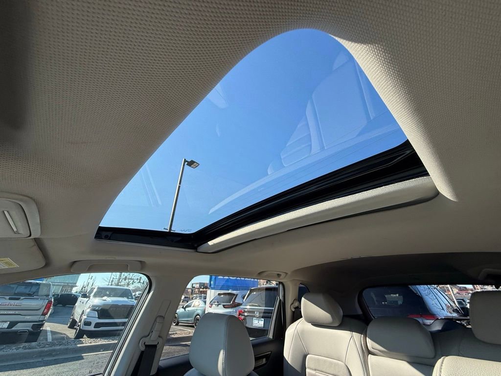 Used 2024 Honda CR-V EX-L image 5