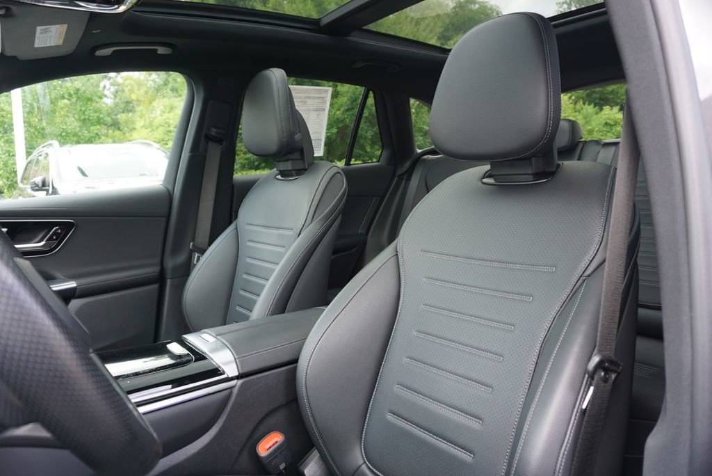 Certified 2025 Mercedes-Benz GLC 300 4MATIC image 13