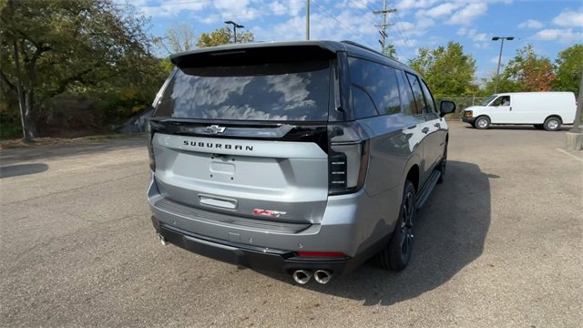 New 2026 Chevrolet Suburban RST w/ RST Capability Package image 9