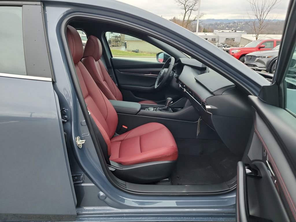 New 2026 MAZDA MAZDA3 Carbon image 12