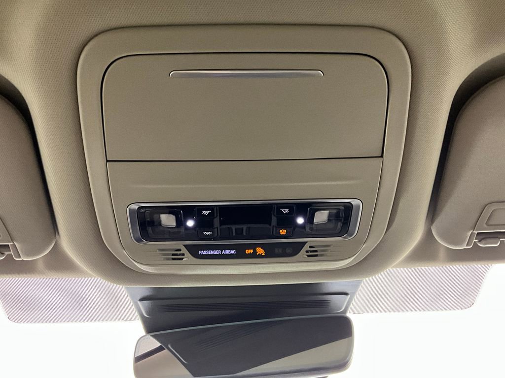 Used 2025 Lincoln Nautilus Premier image 13