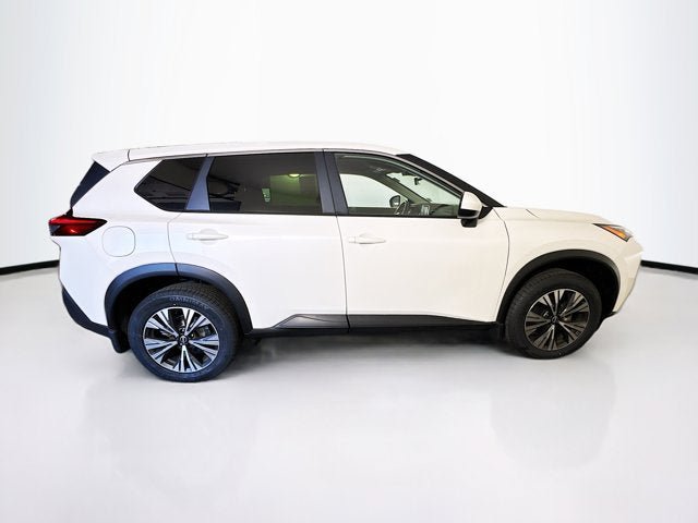 Certified 2023 Nissan Rogue SV AWD/4WD image 4