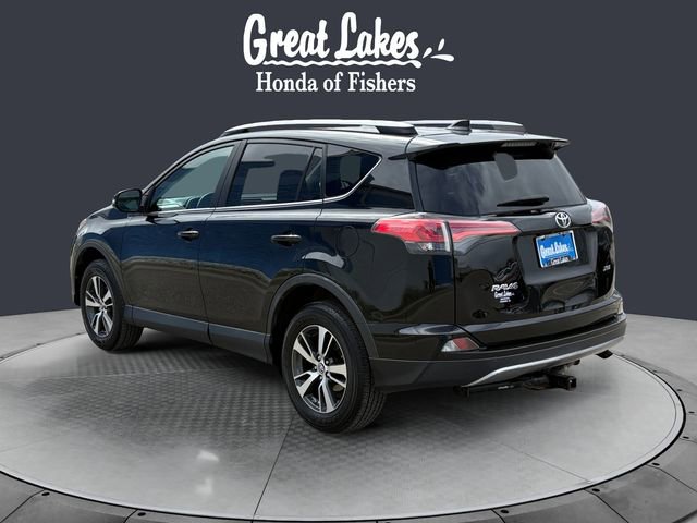 Used 2018 Toyota RAV4 XLE image 3