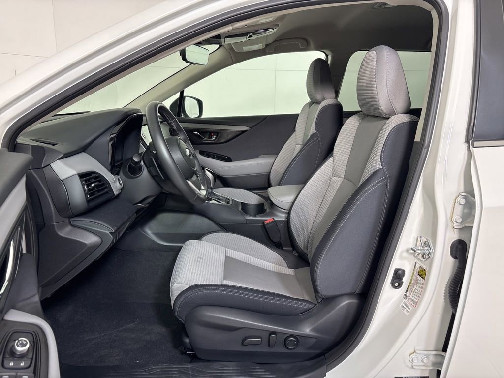 Used 2025 Subaru Outback Premium image 14