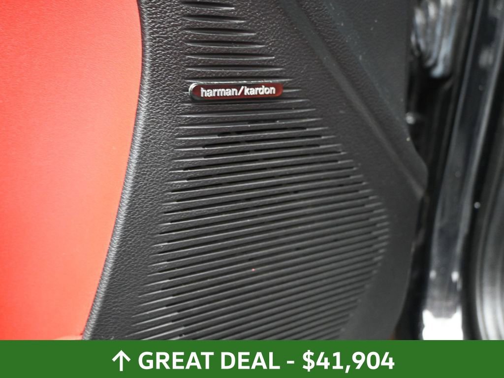 Used 2016 Dodge Challenger SRT Hellcat image 25