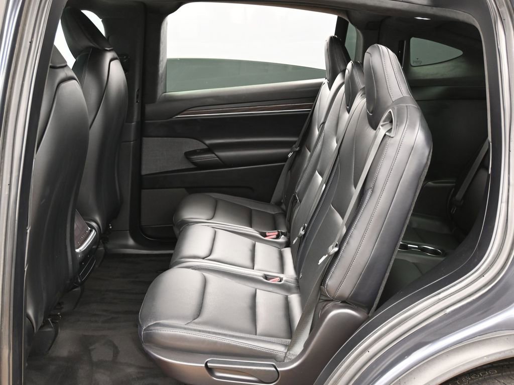Used 2023 Tesla Model X image 37
