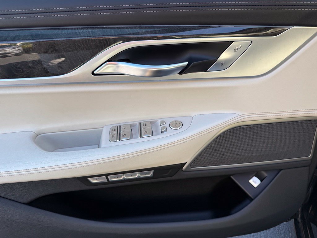 Used 2016 BMW 740i RWD image 15