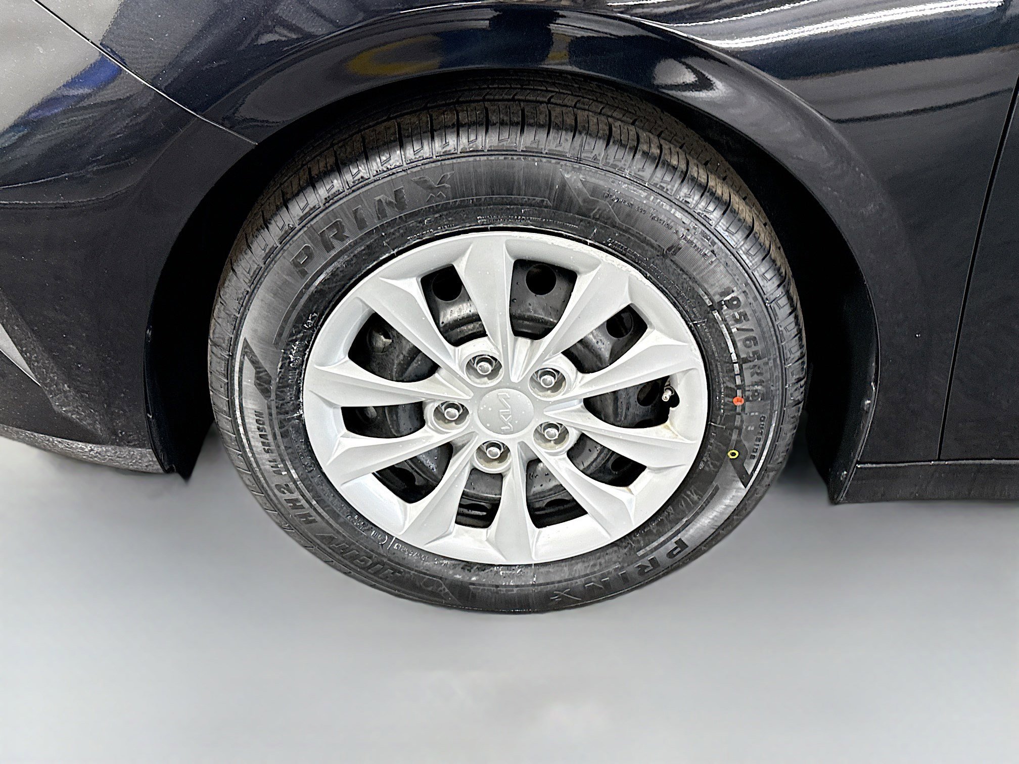 Used 2024 Kia Forte LX image 37