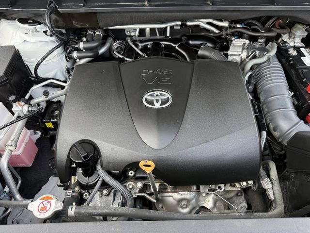 Used 2021 Toyota Highlander Limited image 39