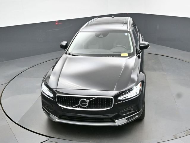 Used 2021 Volvo V90 T6 Cross Country w/ Advanced Package image 23