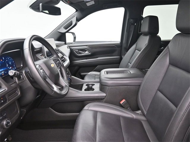 Used 2024 Chevrolet Suburban LT image 7