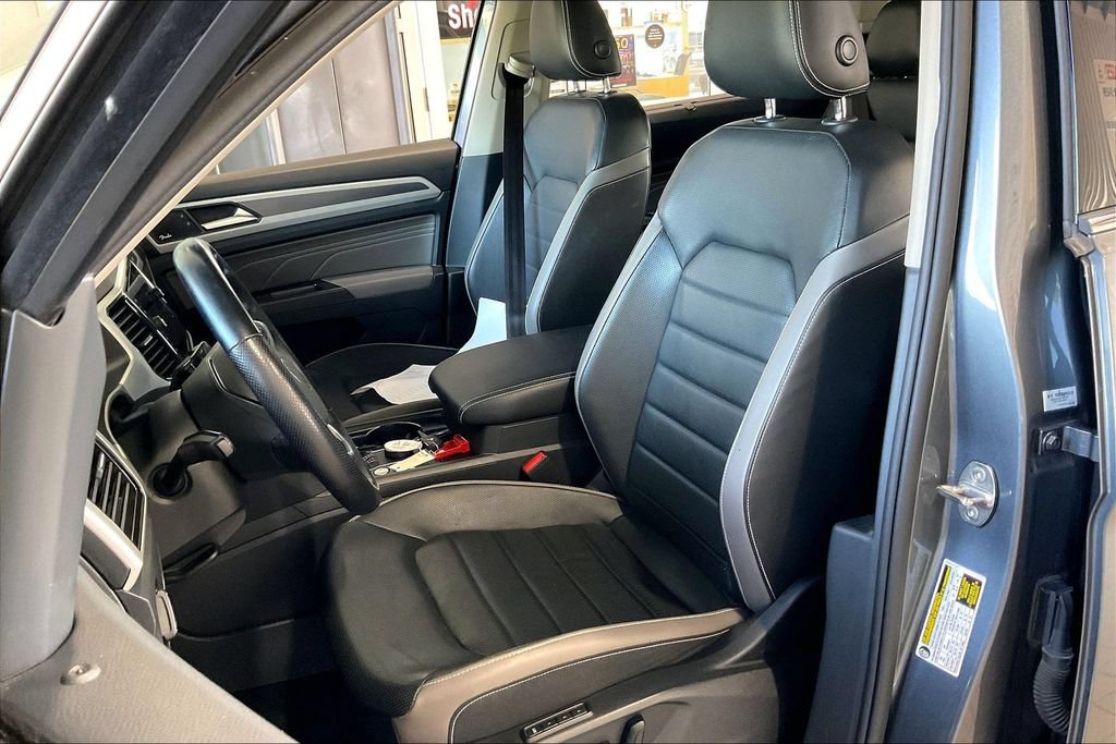 Used 2023 Volkswagen Atlas SEL Premium AWD/4WD image 3