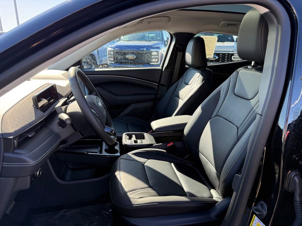 New 2025 Ford Mustang Mach-E Premium image 5