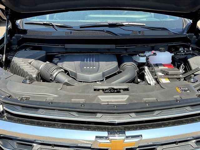 New 2026 Chevrolet Traverse LT w/ Driver Confidence Package FWD image 14