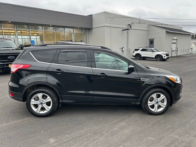 Used 2014 Ford Escape SE w/ Equipment Group 201A image 2