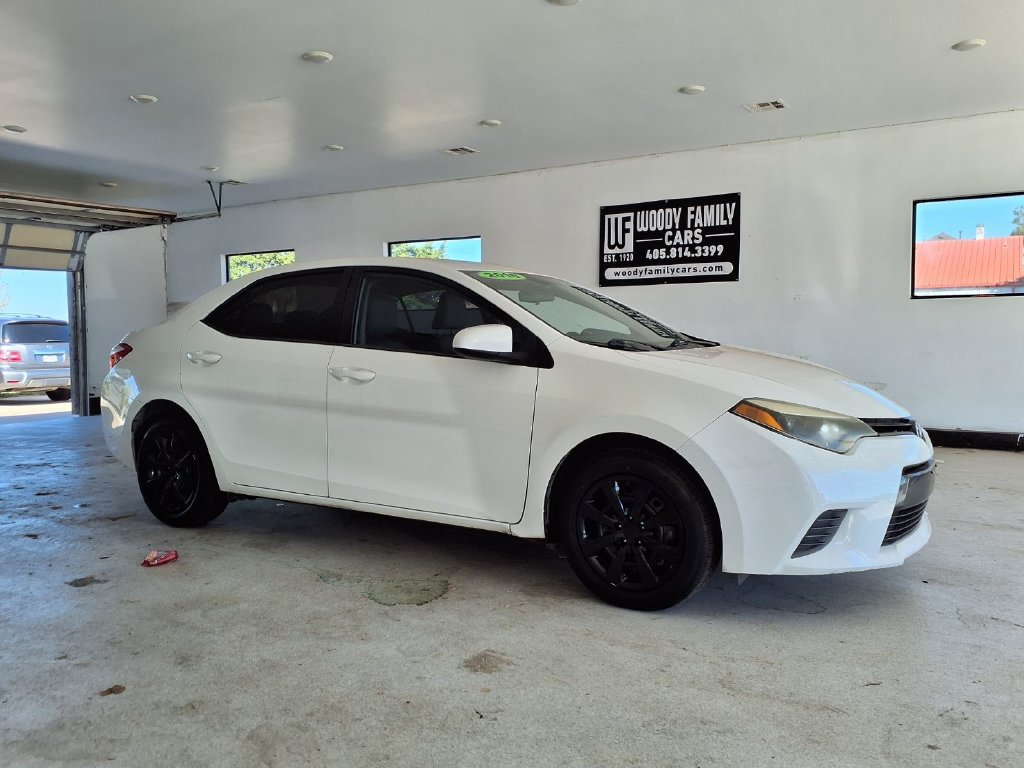 Used 2016 Toyota Corolla LE FWD image 14