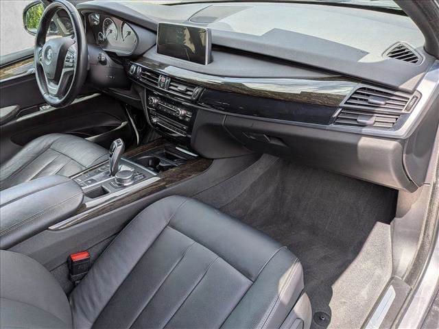 Used 2018 BMW X5 xDrive40e AWD/4WD image 24