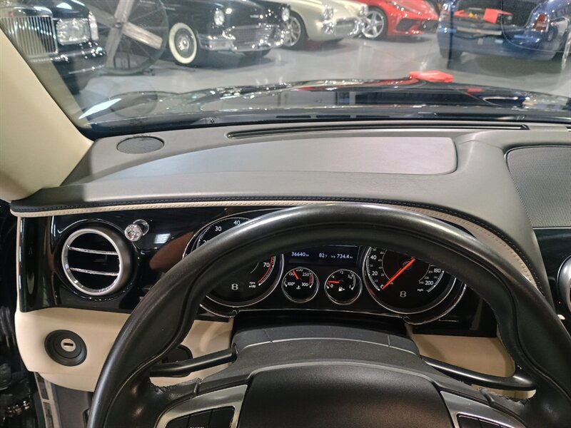 Used 2016 Bentley Flying Spur W12 AWD/4WD image 22