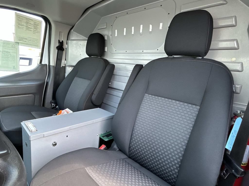 Used 2022 Ford Transit 250 Low Roof AWD image 30