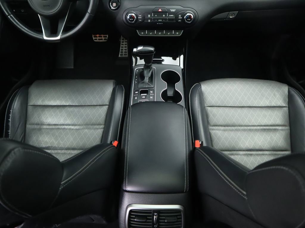 Used 2018 Kia Sorento SX image 17