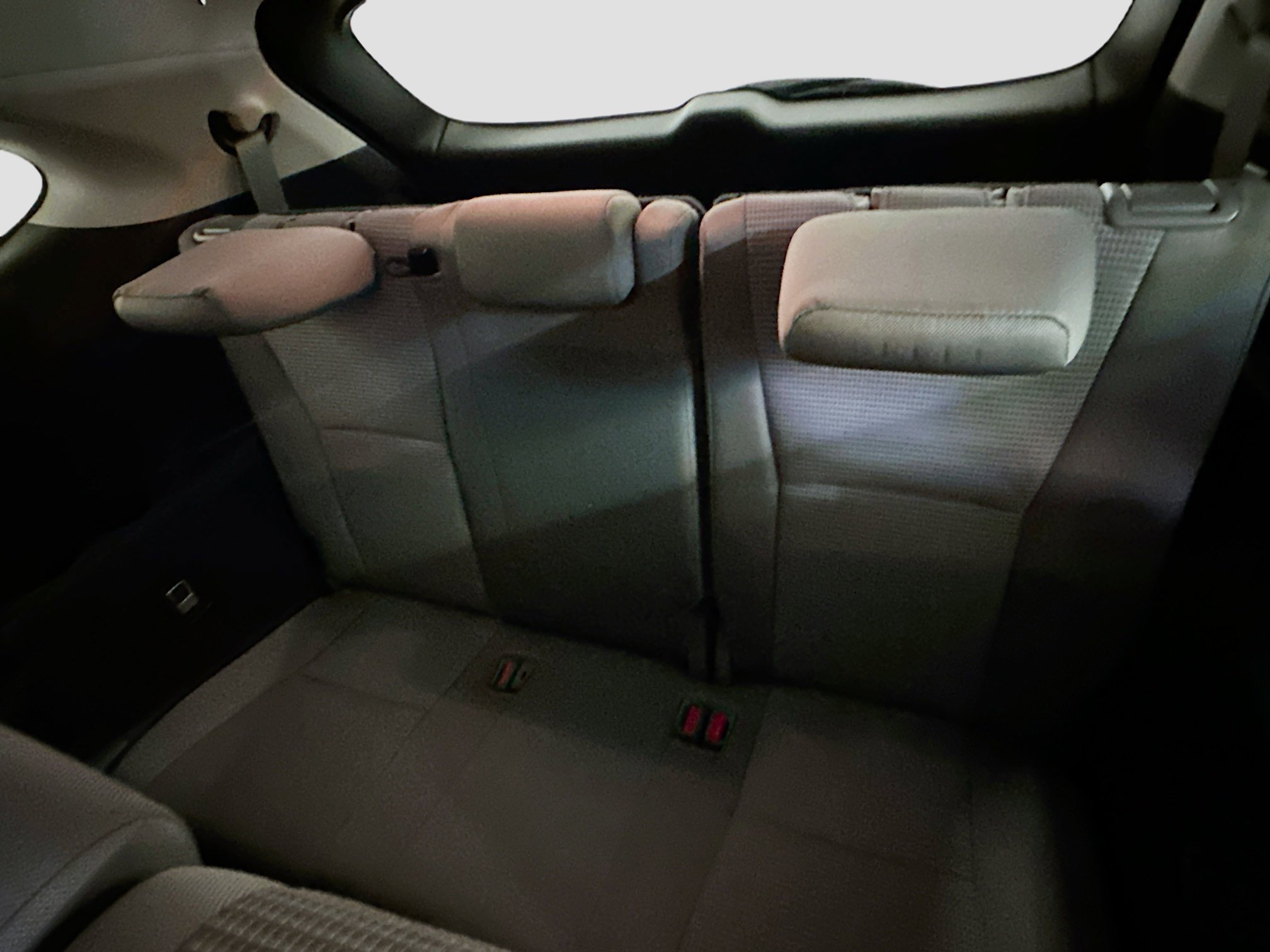 Used 2023 Toyota Highlander LE image 30