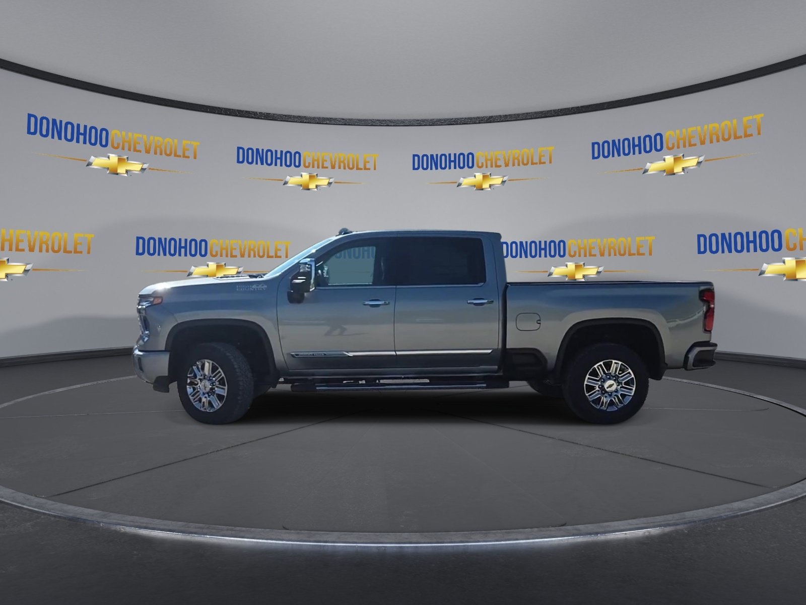 New 2026 Chevrolet Silverado 2500 High Country w/ Z71 Off-Road Package AWD/4WD image 12