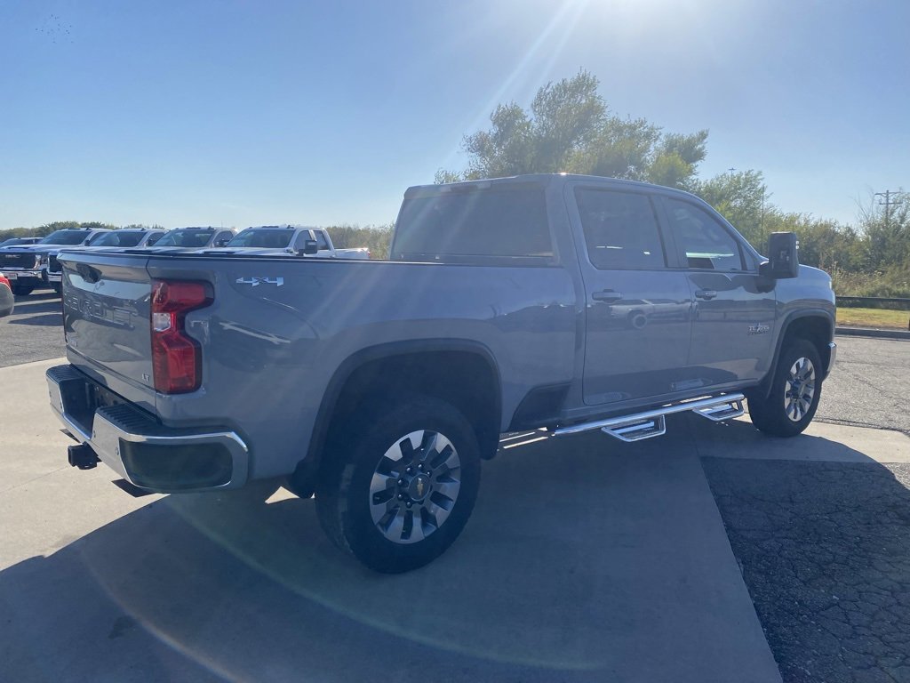 Used 2024 Chevrolet Silverado 2500 LT w/ Texas Edition image 5