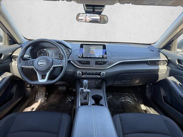 Used 2026 Nissan Altima 2.5 SV FWD image 14