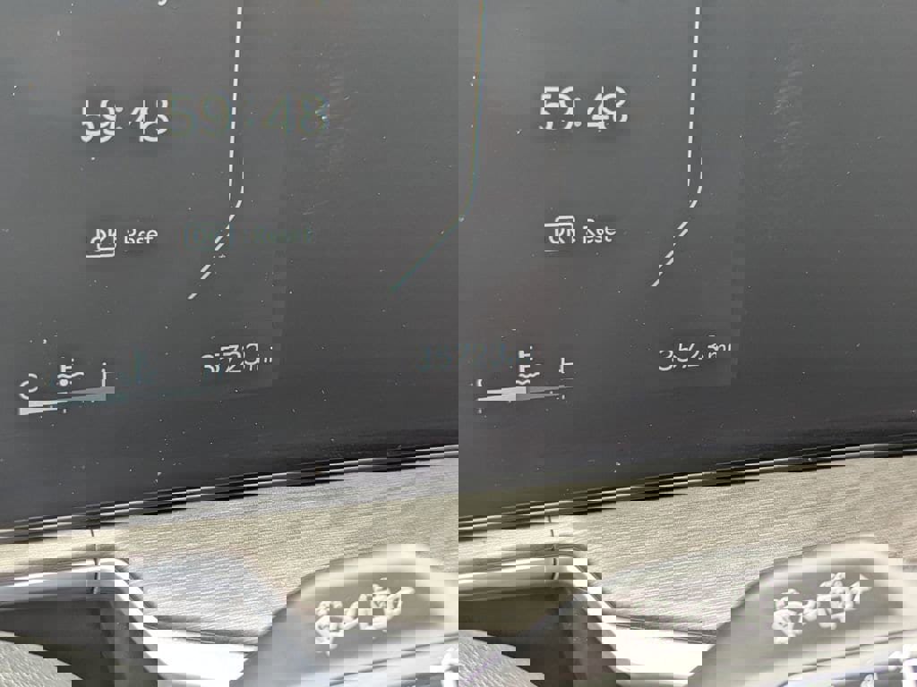 Used 2024 Kia Sorento SX image 30