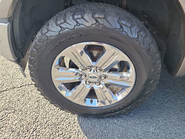 Used 2019 Ford F150 Lariat w/ Equipment Group 502A Luxury AWD/4WD image 18