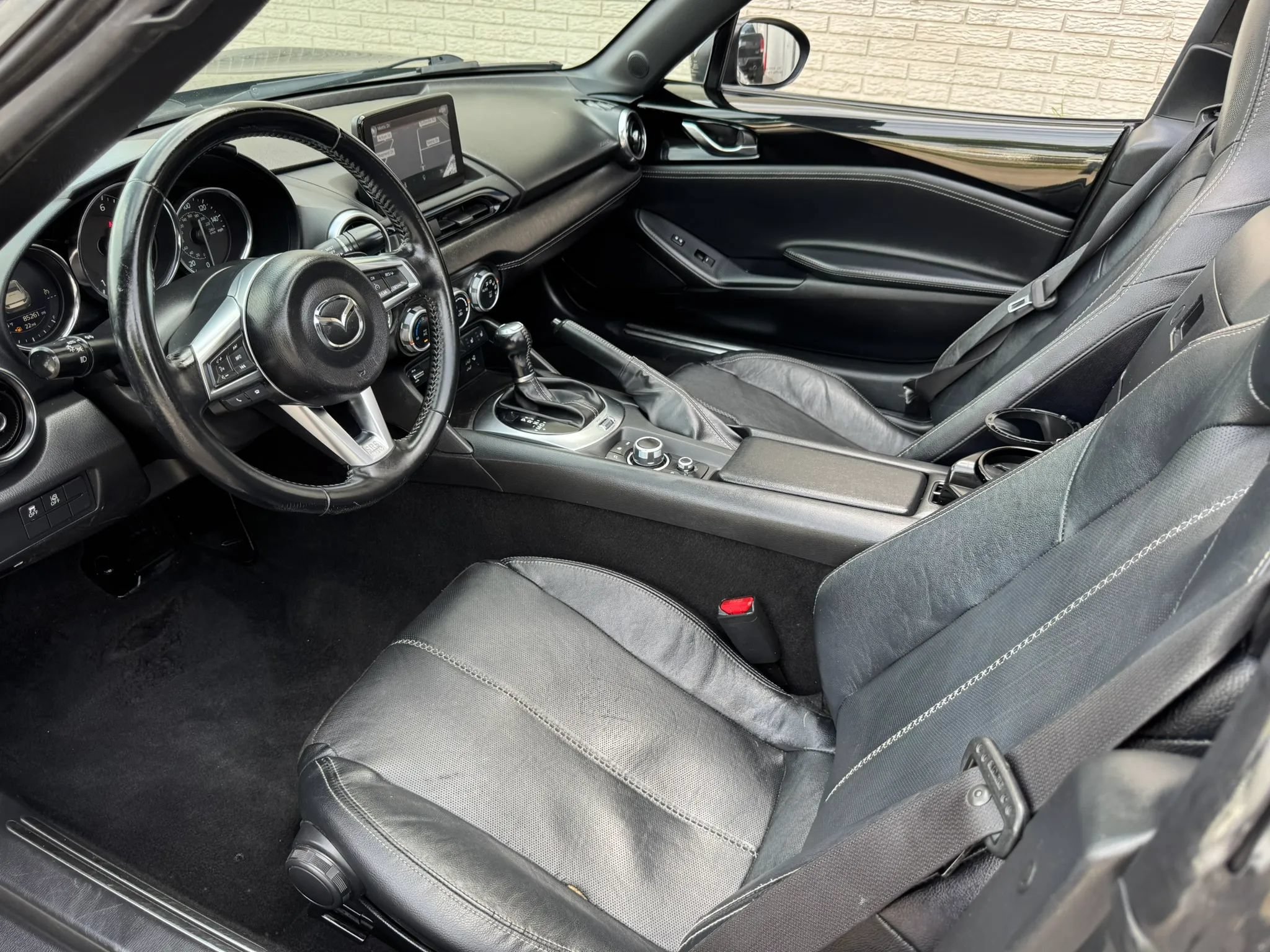 Used 2020 MAZDA MX-5 Miata RF Grand Touring RWD image 20