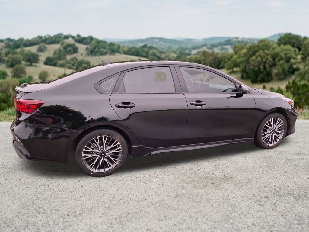 Used 2023 Kia Forte GT-Line w/ GT-Line Premium Package FWD image 11
