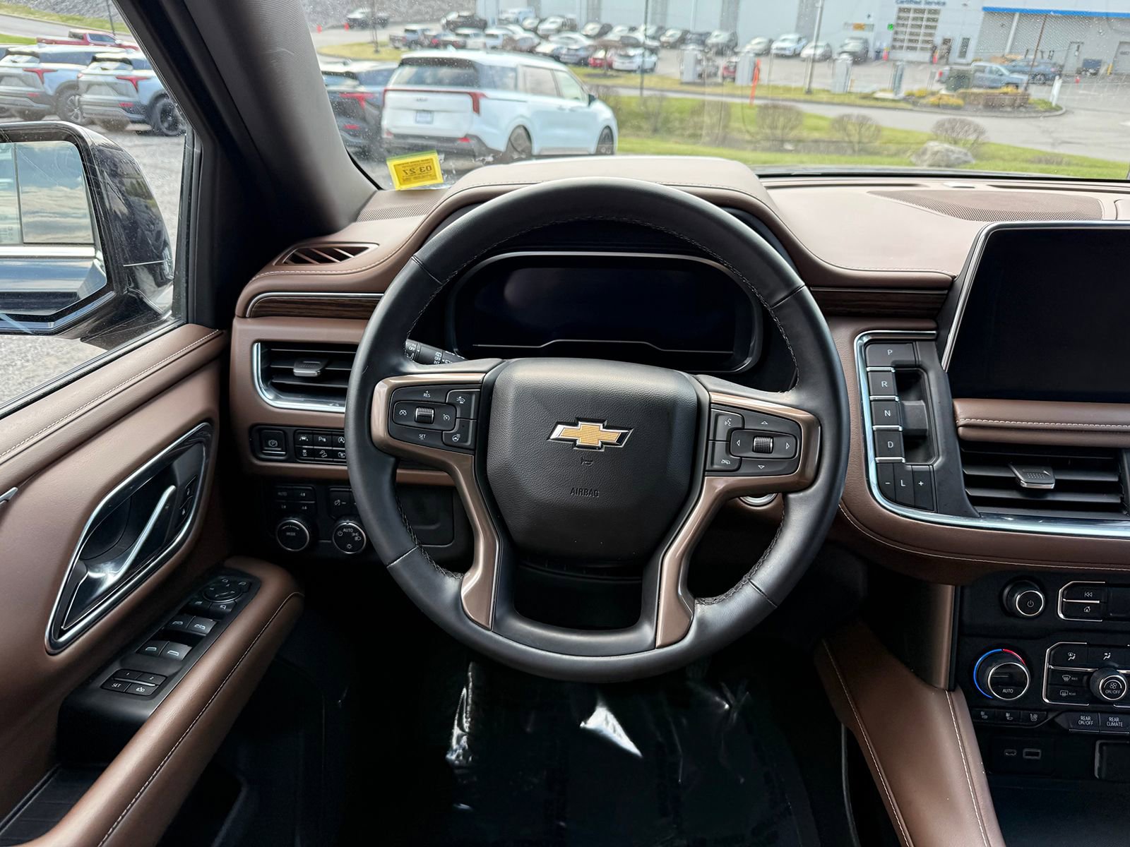 Used 2023 Chevrolet Suburban High Country image 24