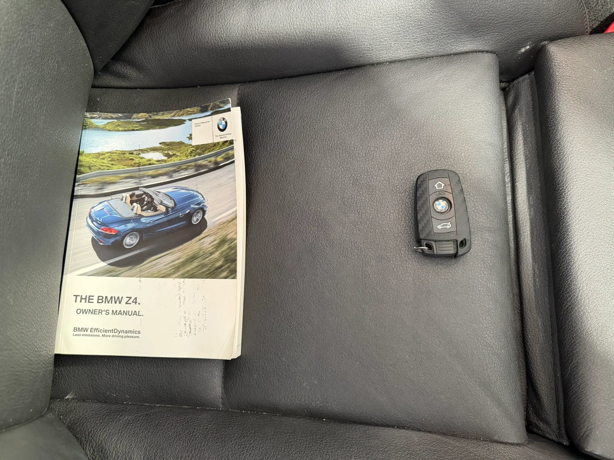 Used 2012 BMW Z4 sDrive28i w/ Sport Pkg RWD image 34