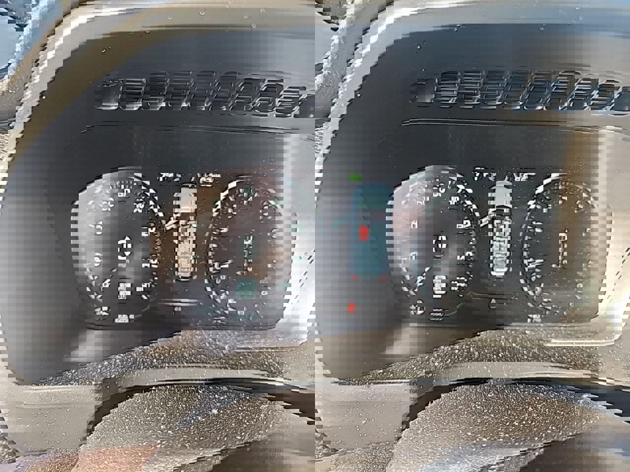 Used 2016 Volvo XC90 T6 Momentum w/ Momentum Plus Package image 9