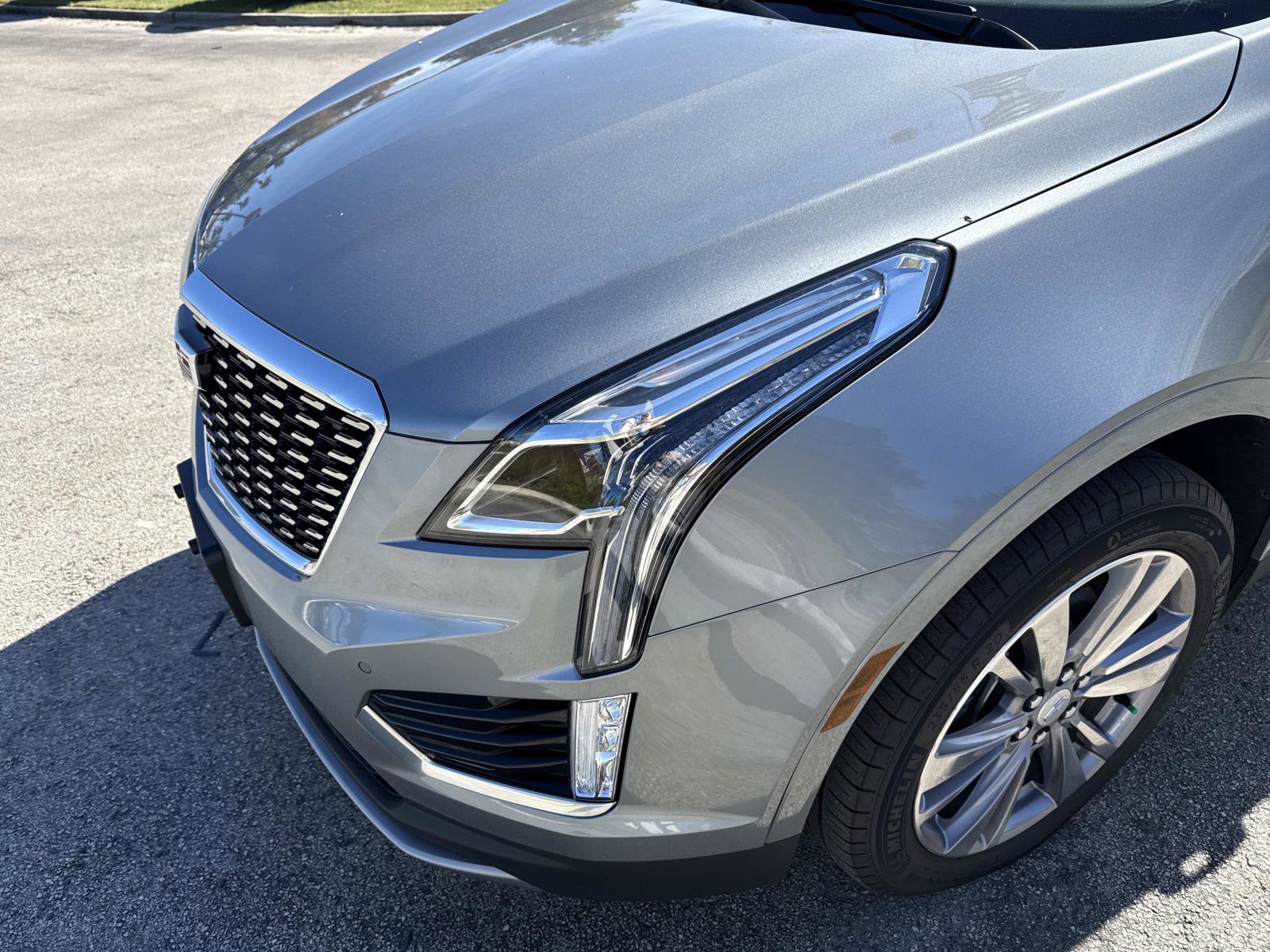 Certified 2025 Cadillac XT5 Premium Luxury image 10