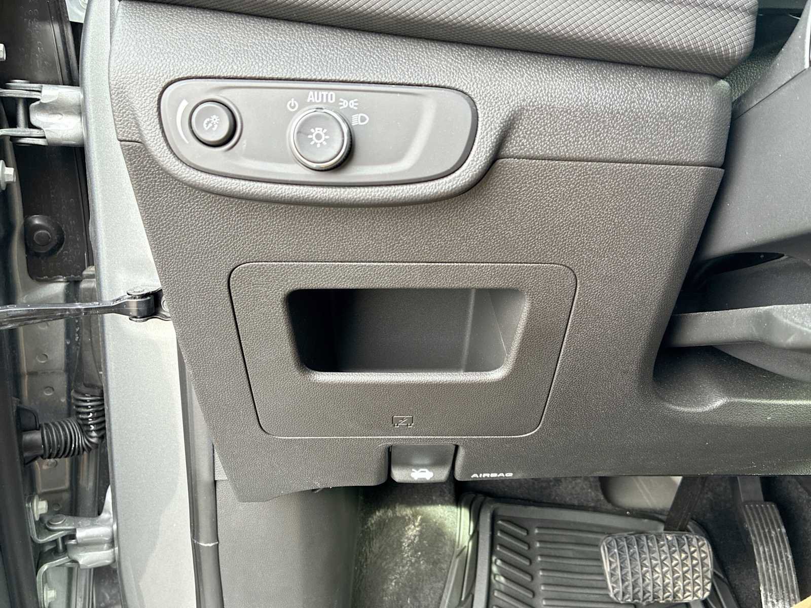 Certified 2025 Chevrolet TrailBlazer LS w/ LS Convenience Package image 17