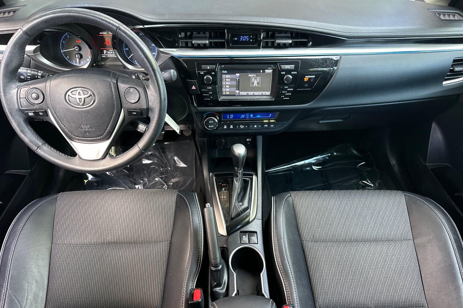 Used 2015 Toyota Corolla S FWD image 16